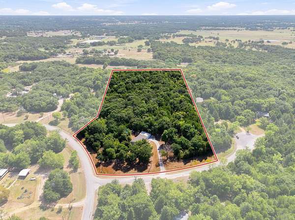 6.5 Acres of Land with Home for Sale in Gainesville, Texas