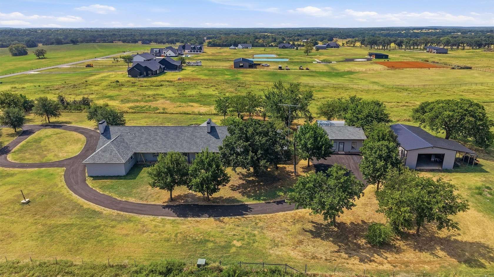 4.86 Acres of Land with Home for Sale in Whitesboro, Texas