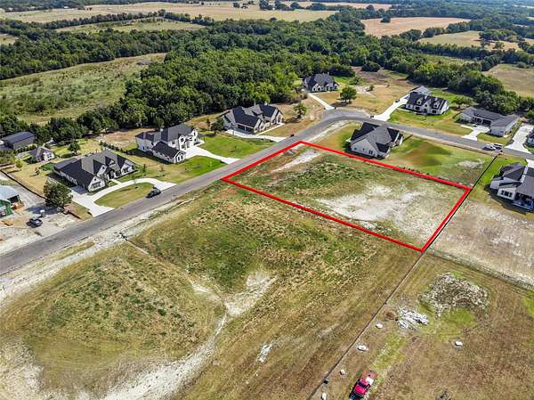 1 Acre of Residential Land for Sale in Gunter, Texas