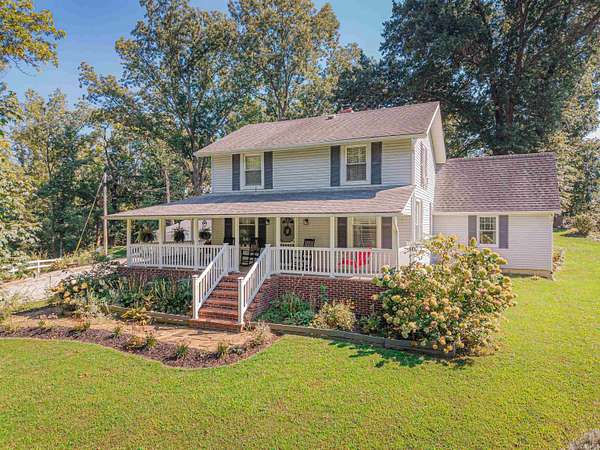 2.77 Acres of Land with Home for Sale in Evansville, Indiana