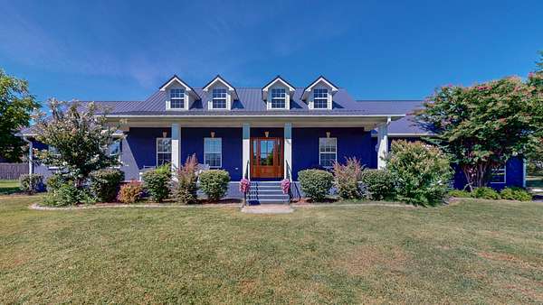1.64 Acres of Land with Home for Sale in Smyrna, Tennessee