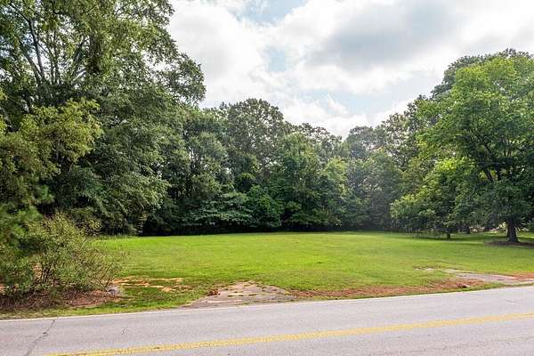 0.94 Acres of Land for Sale in Donalds, South Carolina