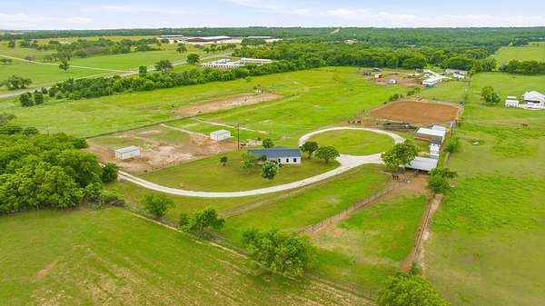 5.33 Acres of Land with Home for Sale in Stephenville, Texas