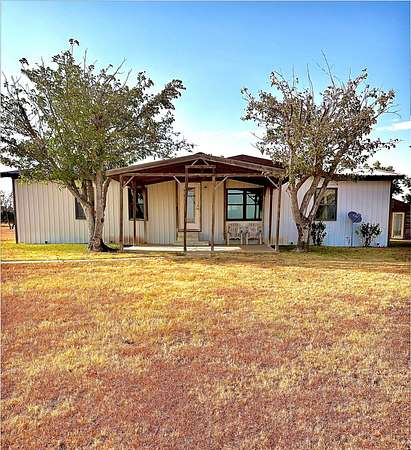 28.7 Acres of Land with Home for Sale in Dublin, Texas