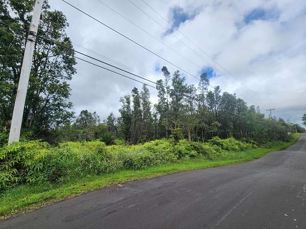 2 Acres of Residential Land for Sale in Mountain View, Hawaii