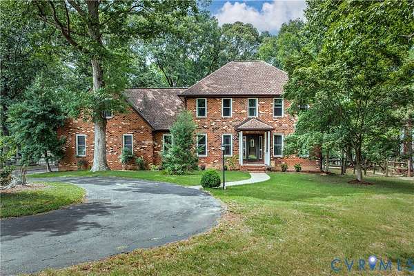 2.61 Acres of Land with Home for Sale in South Chesterfield, Virginia