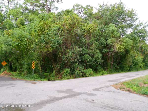0.32 Acres of Commercial Land for Sale in Gulfport, Mississippi