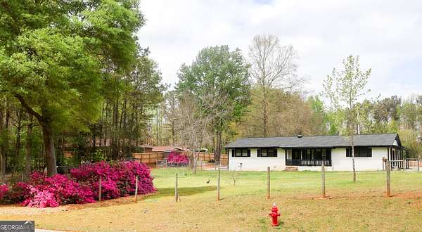 1.67 Acres of Land with Home for Sale in Grantville, Georgia