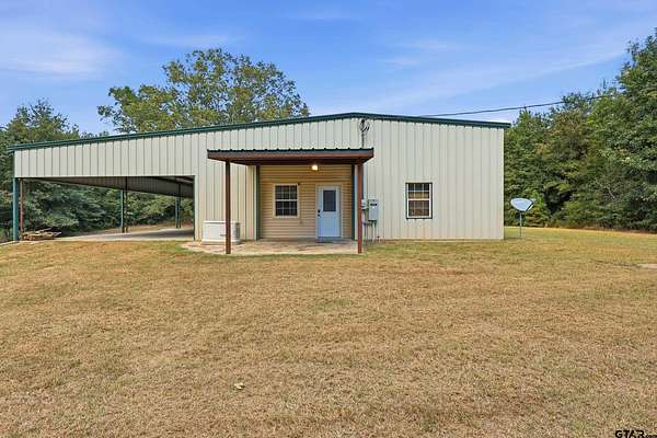 26.2 Acres of Land with Home for Sale in Pittsburg, Texas