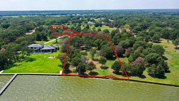 2.69 Acres of Residential Land for Sale in Kemp, Texas