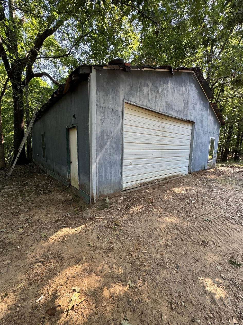 5 Acres of Land with Home for Sale in Burlison, Tennessee