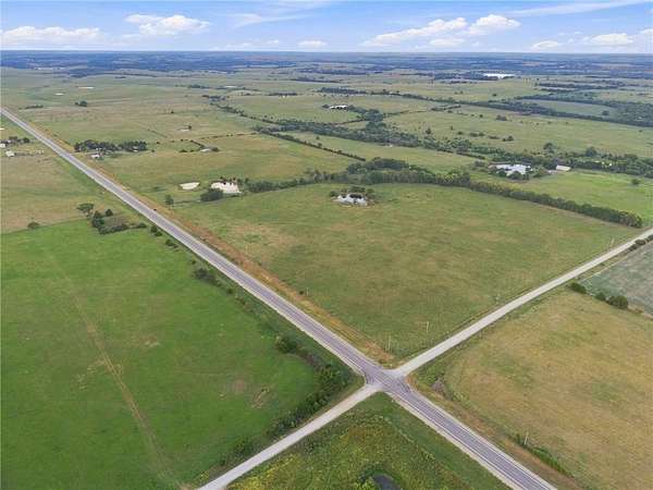 117 Acres of Land for Sale in Welda, Kansas