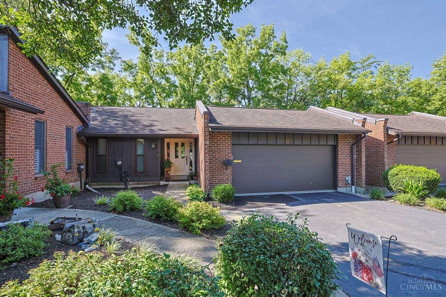2.34 Acres of Land with Home for Sale in Glendale, Ohio