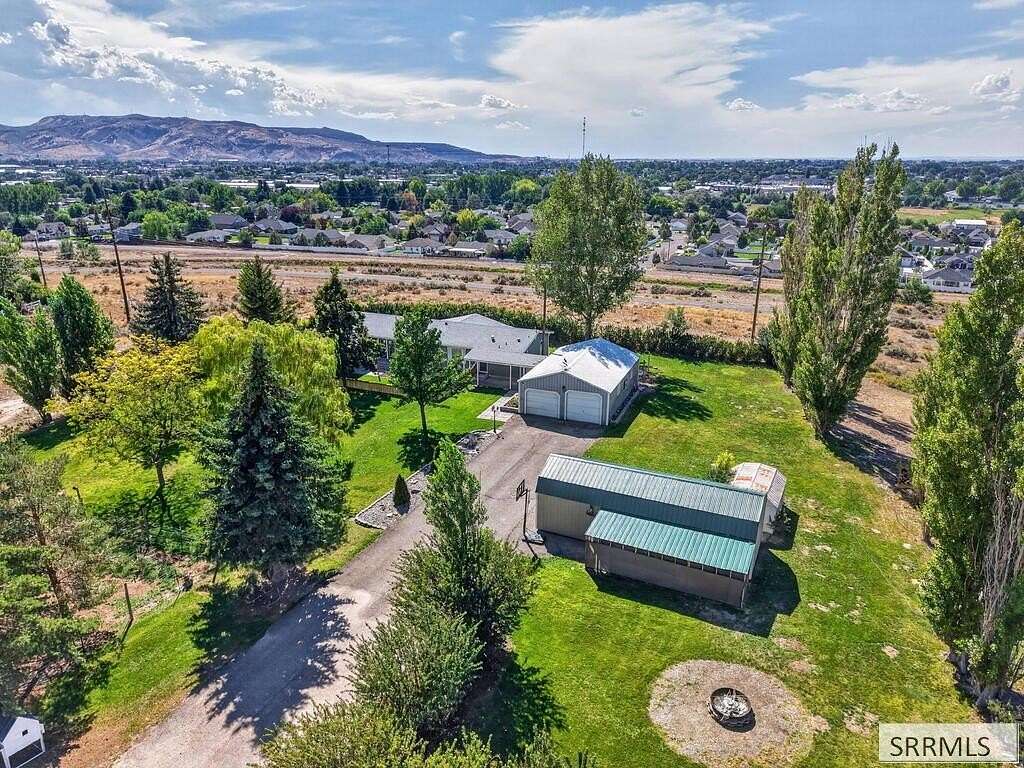 1.5 Acres of Land with Home for Sale in Pocatello, Idaho