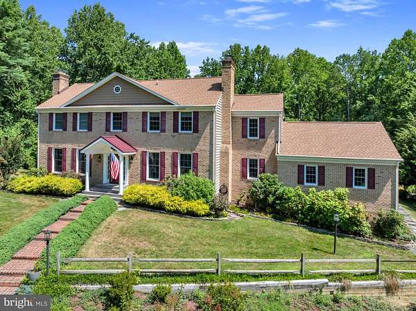 4.34 Acres of Land with Home for Sale in Sunderland, Maryland
