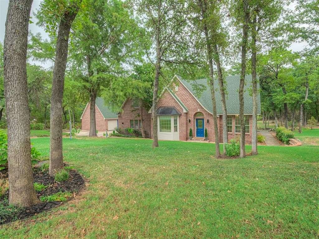 1.67 Acres of Land with Home for Sale in Oklahoma City, Oklahoma