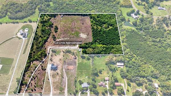 25 Acres of Recreational & Residential Land for Sale in Topeka, Kansas