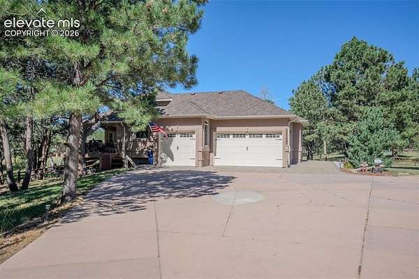 2.5 Acres of Land with Home for Sale in Black Forest, Colorado