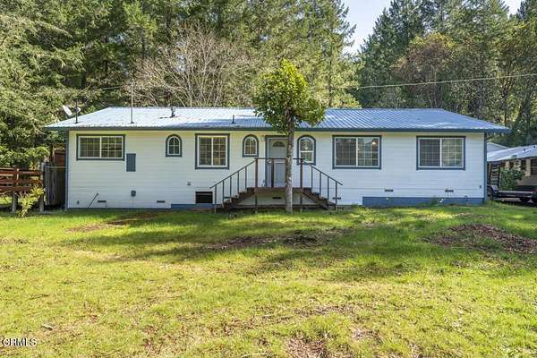 3.53 Acres of Mixed-Use Land for Sale in Leggett, California