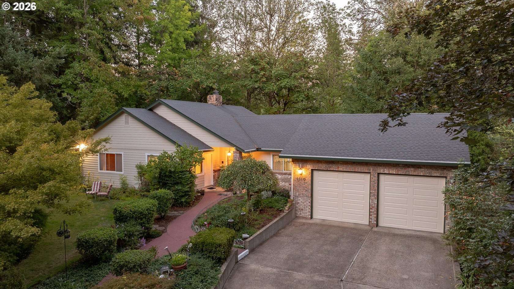 1.5 Acres of Land with Home for Sale in McMinnville, Oregon
