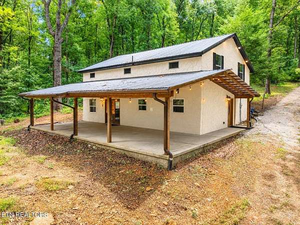 1.55 Acres of Land with Home for Sale in La Follette, Tennessee