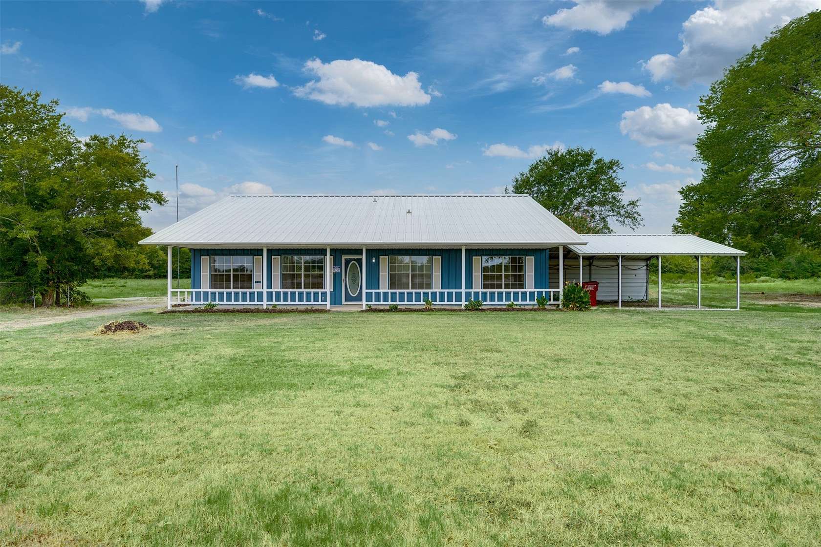 9.46 Acres of Land with Home for Sale in Bogata, Texas