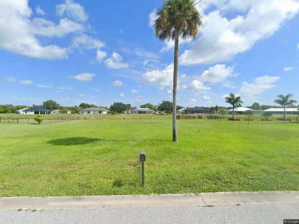 0.5 Acres of Residential Land for Sale in Okeechobee, Florida
