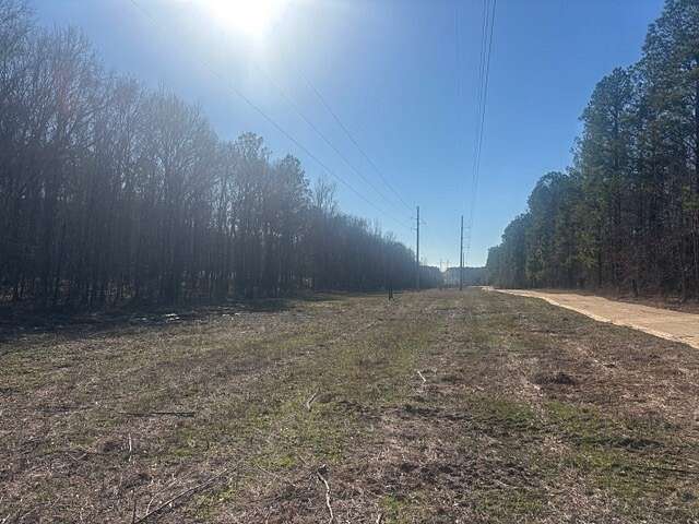 23.7 Acres of Recreational & Residential Land for Sale in Wetumpka, Alabama
