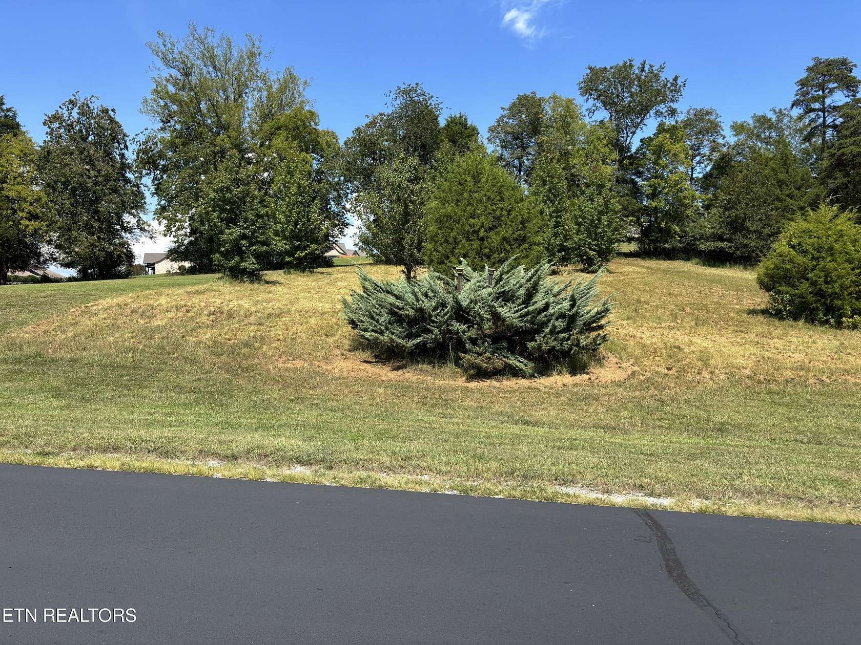 0.71 Acres of Residential Land for Sale in Rockwood, Tennessee