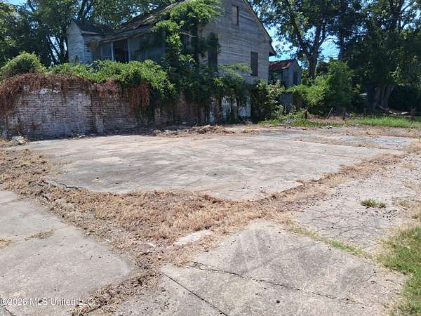 0.15 Acres of Land for Sale in Natchez, Mississippi