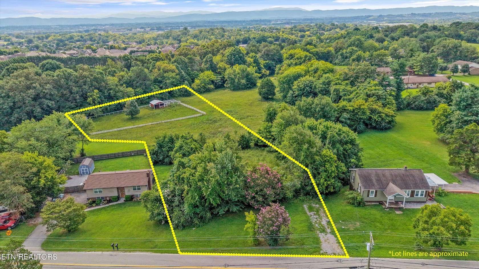1.66 Acres of Residential Land for Sale in Maryville, Tennessee