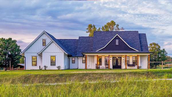 5.1 Acres of Land with Home for Sale in Cleveland, Tennessee