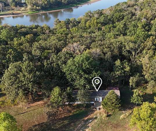 4 Acres of Land with Home for Sale in Shell Knob, Missouri
