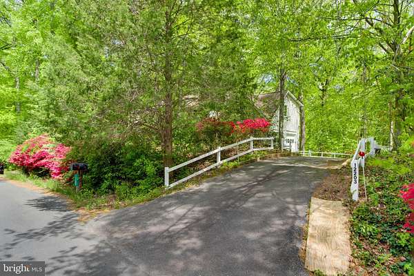 1.78 Acres of Land with Home for Lease in Manassas, Virginia