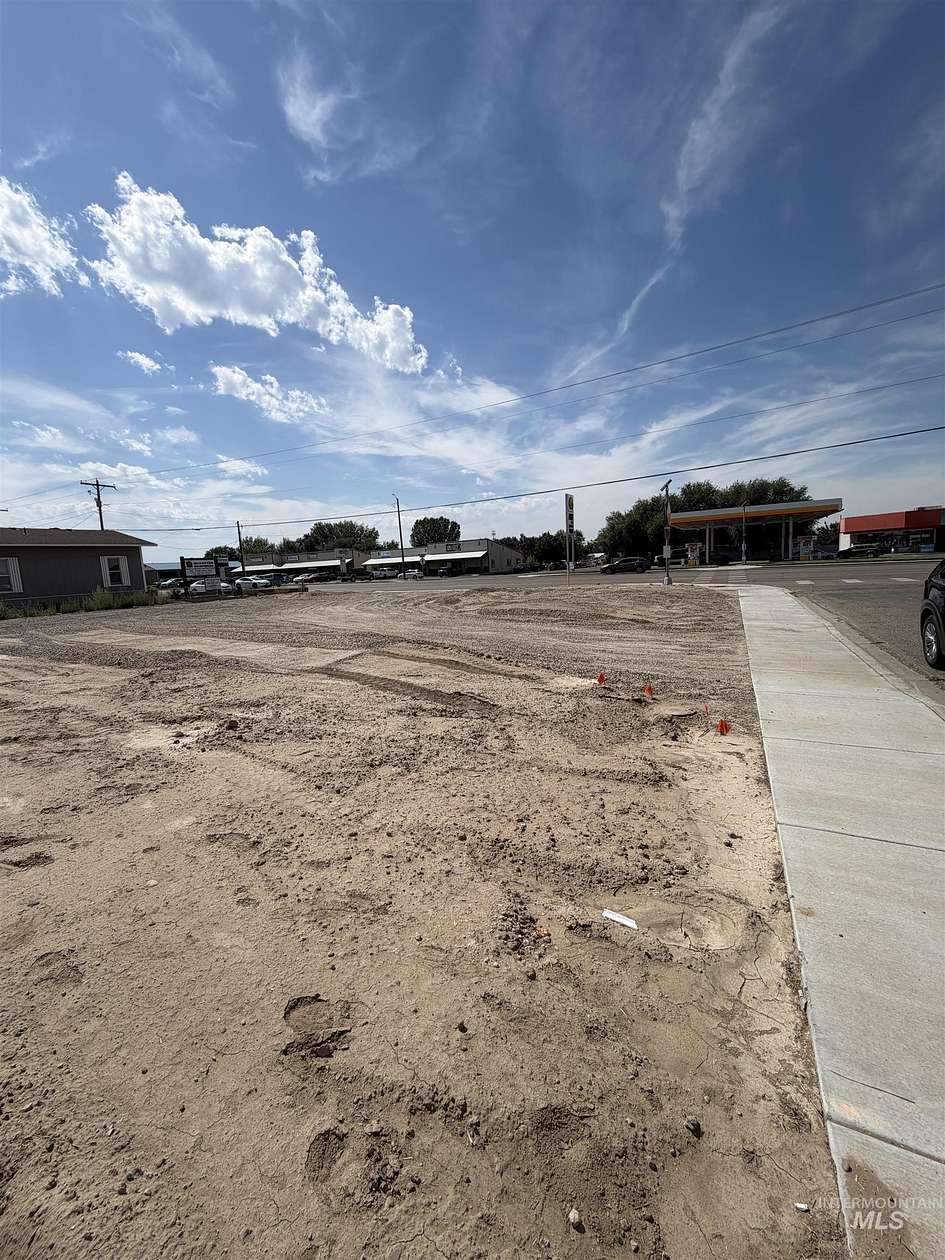 0.09 Acres of Commercial Land for Sale in Fruitland, Idaho
