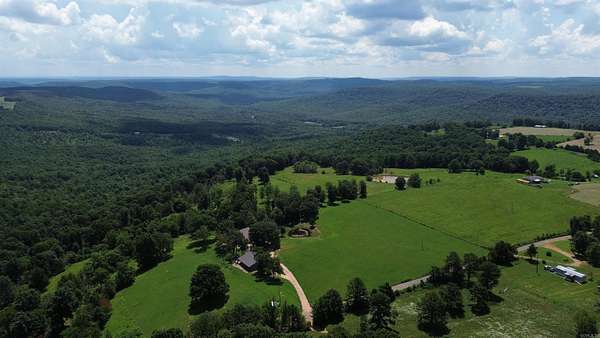 31 Acres of Land with Home for Sale in Marshall, Arkansas