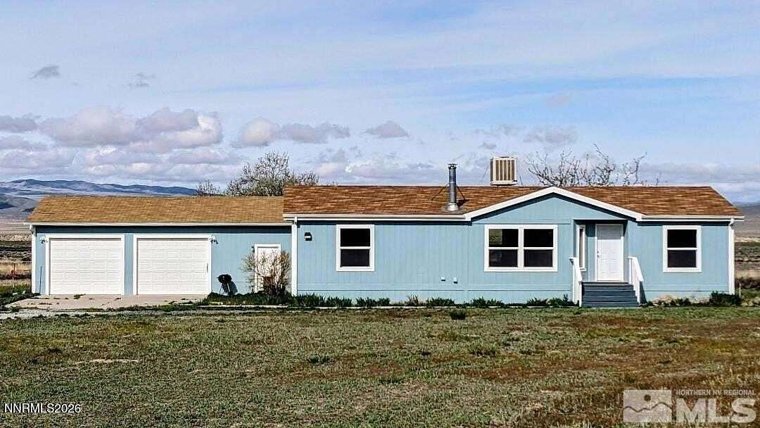 1.5 Acres of Land with Home for Sale in Lovelock, Nevada