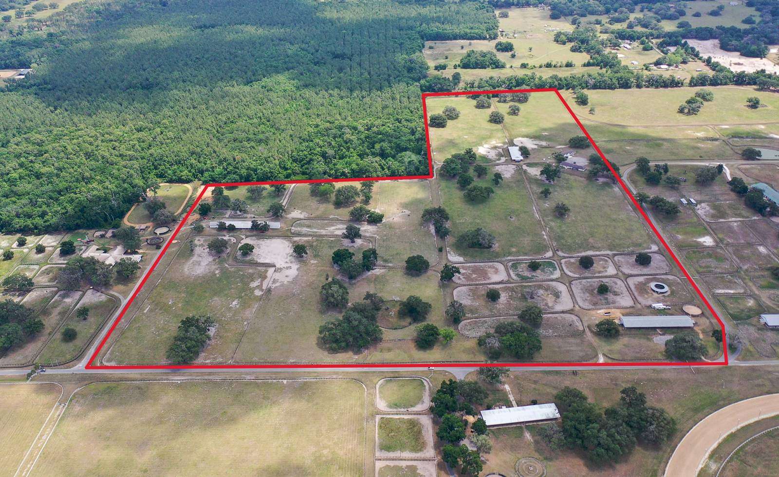 81.8 Acres of Land with Home for Sale in Ocala, Florida