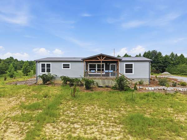 1.5 Acres of Land with Home for Sale in McMinnville, Tennessee
