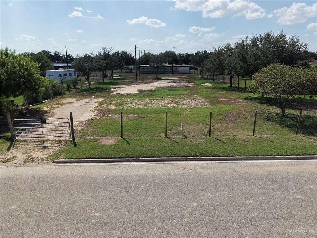 0.5 Acres of Residential Land for Sale in Edinburg, Texas