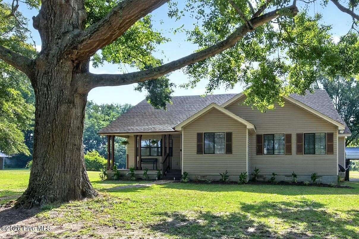 4 Acres of Land with Home for Sale in Matthews, Georgia
