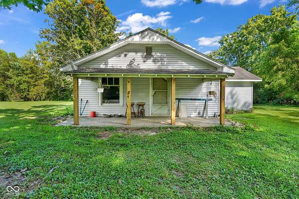 41.3 Acres of Agricultural Land with Home for Sale in Reelsville, Indiana