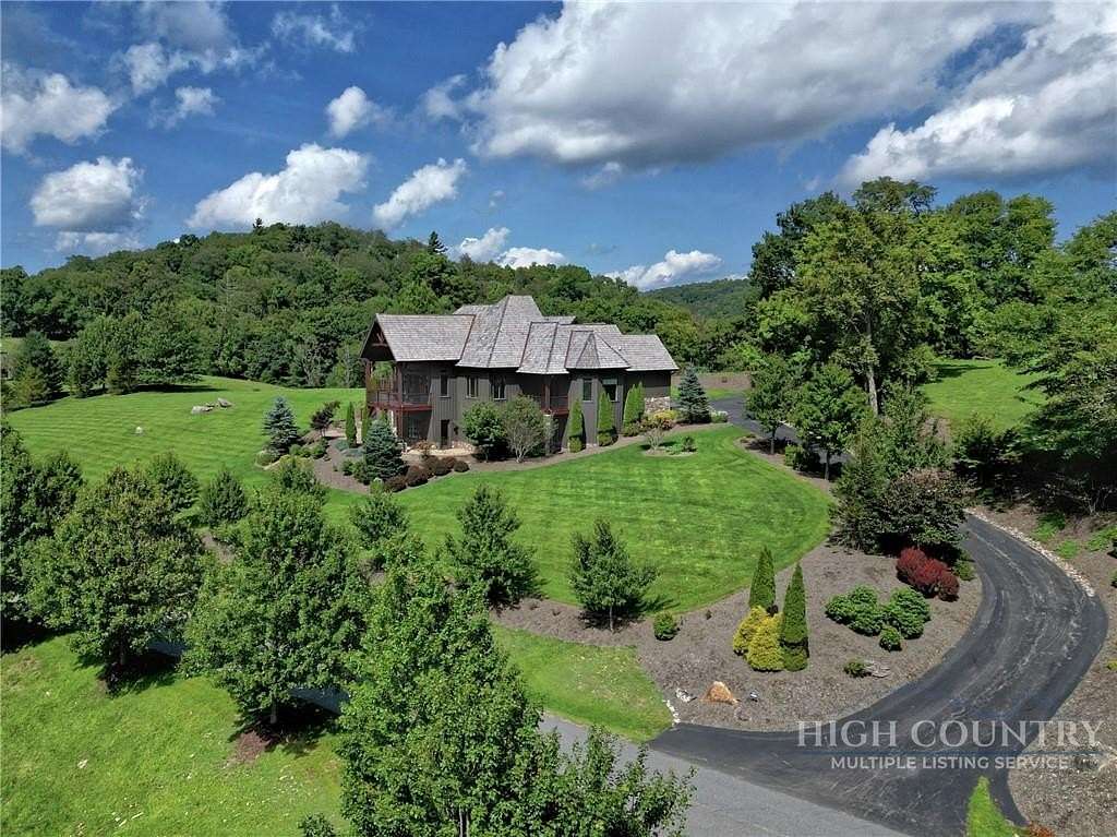 2.23 Acres of Land with Home for Sale in Blowing Rock, North Carolina