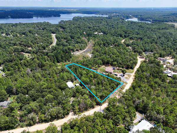 1.25 Acres of Residential Land for Sale in DeFuniak Springs, Florida