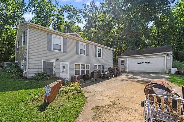 8.51 Acres of Land with Home for Sale in Mansfield, Ohio