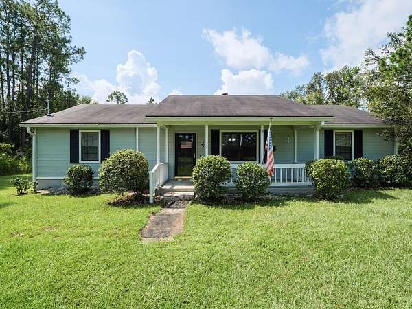 2.17 Acres of Land with Home for Sale in Ray City, Georgia