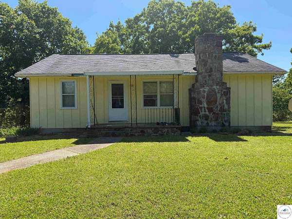 111 Acres of Land with Home for Sale in Edwards, Missouri
