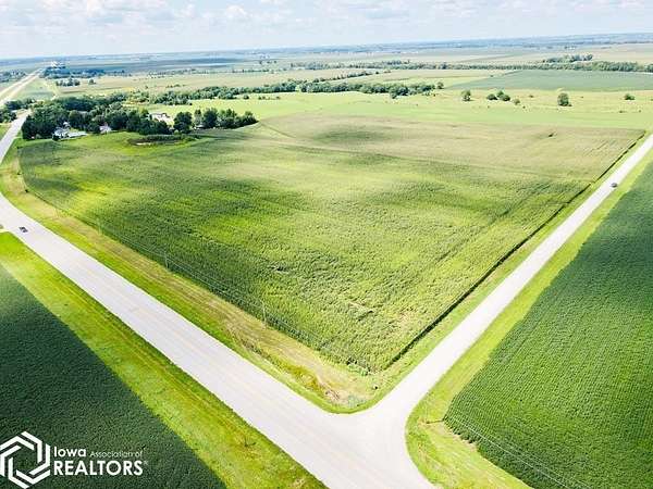 200 Acres of Agricultural Land for Auction in New London, Iowa
