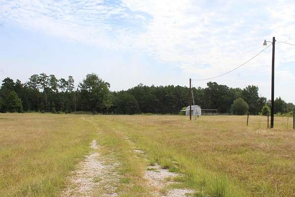 7 Acres of Residential Land for Sale in Jasper, Texas
