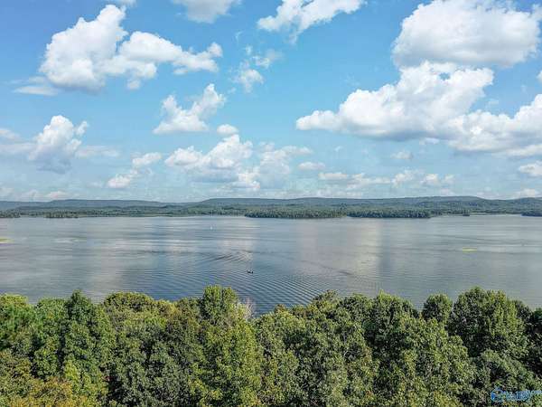 1.49 Acres of Residential Land for Sale in Scottsboro, Alabama